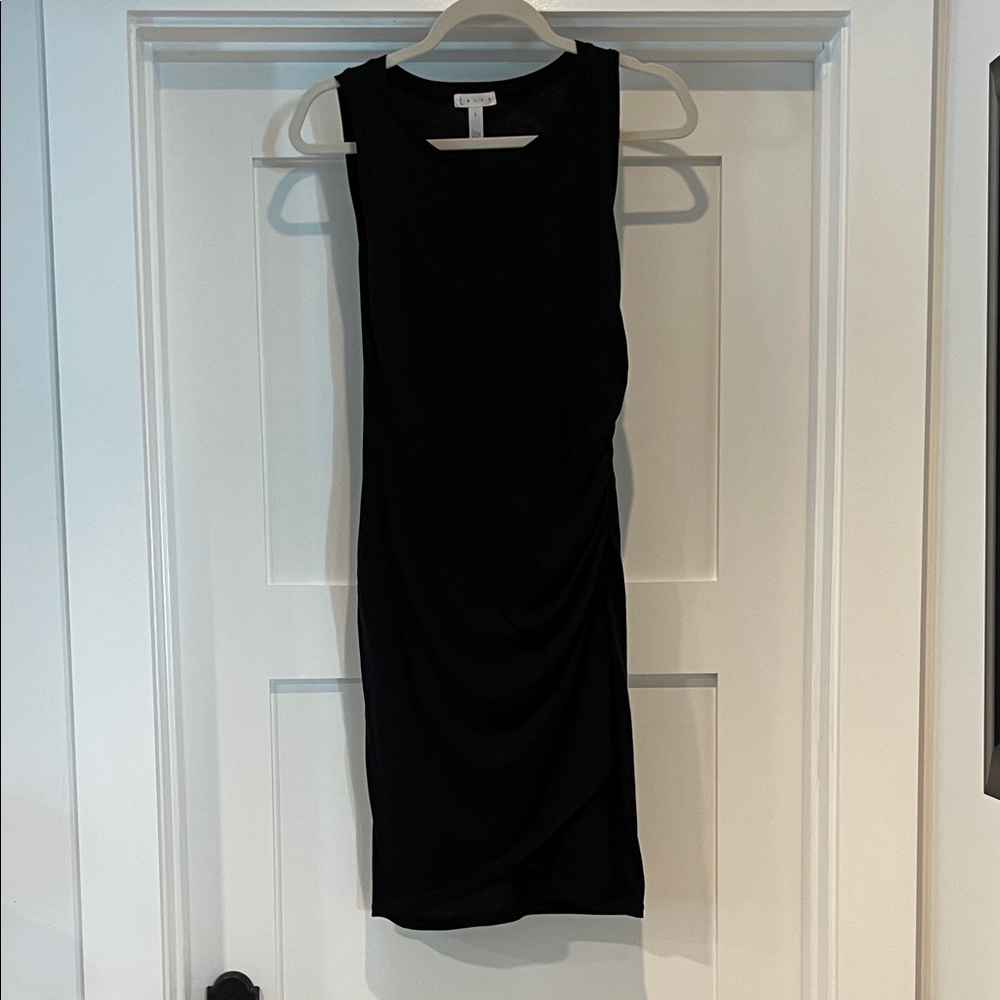 Elegant Black Sleeveless Dress